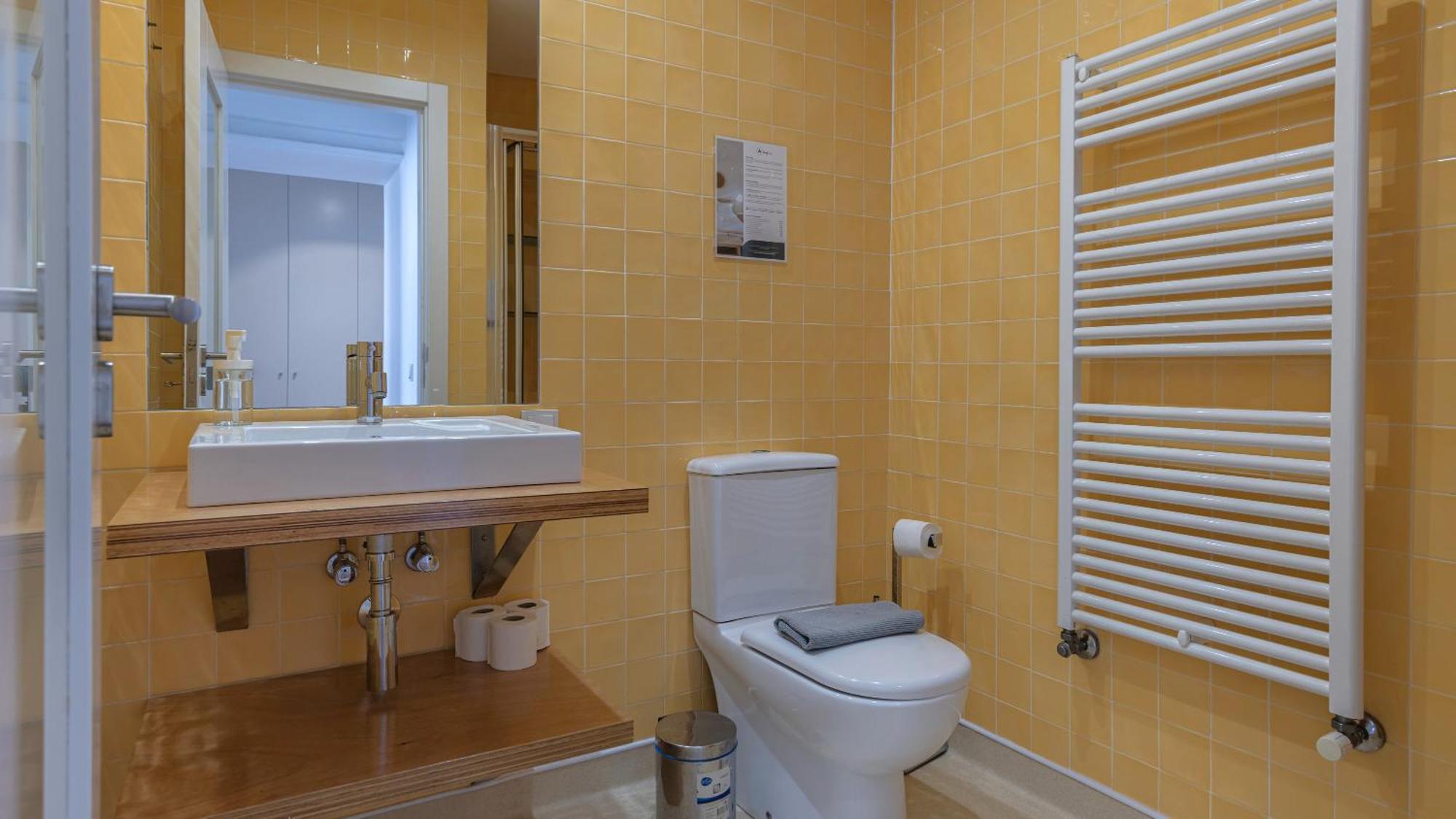 Lovelystay - Chiado 3Bedroom Wonder Lisboa Exteriör bild